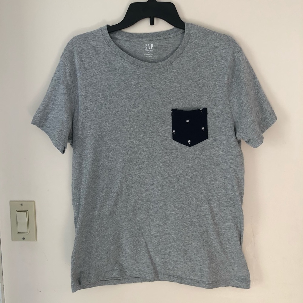 GAP Grey T-shirt with Navy Pocket